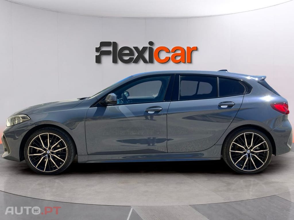 BMW 118 i Pack Desportivo M Auto
