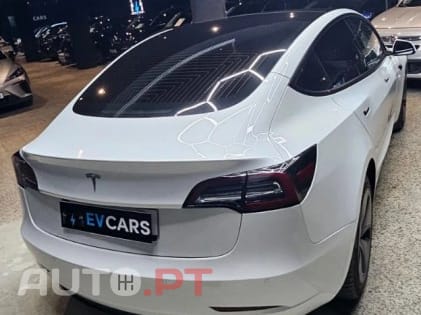 Tesla Model 3 Standard Range Plus RWD