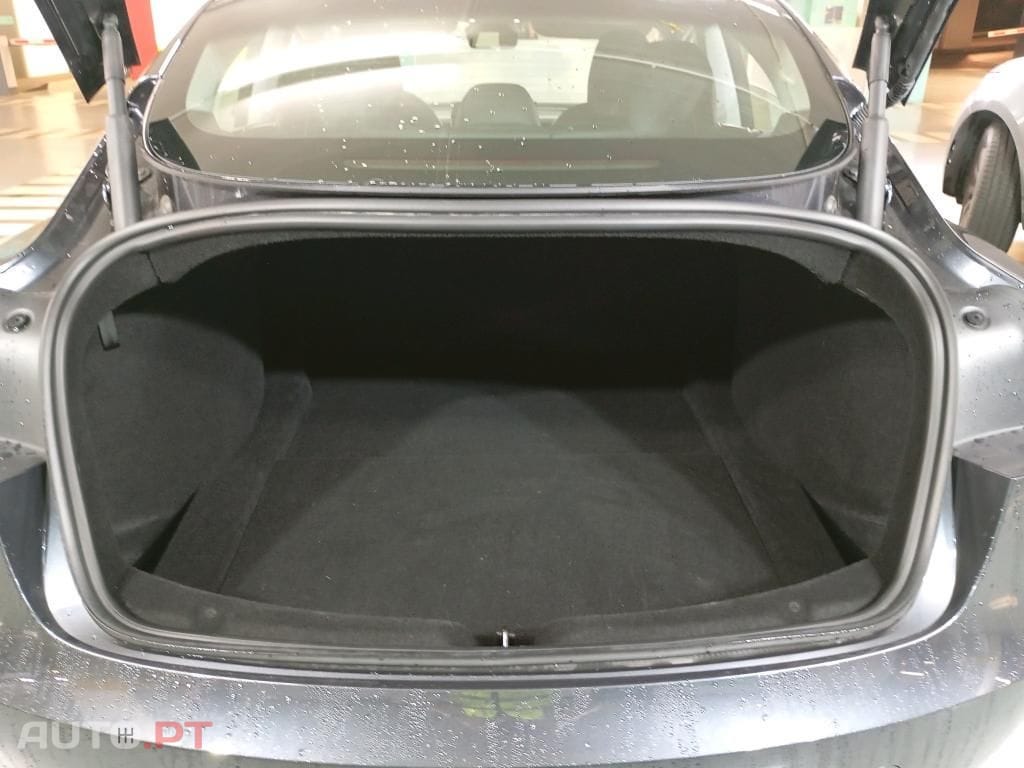 Tesla Model 3 Long Range Tração Integral