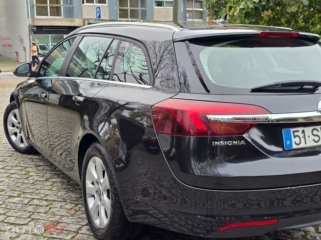 Opel Insignia 1.6 CDTi Cosmo S/S J17