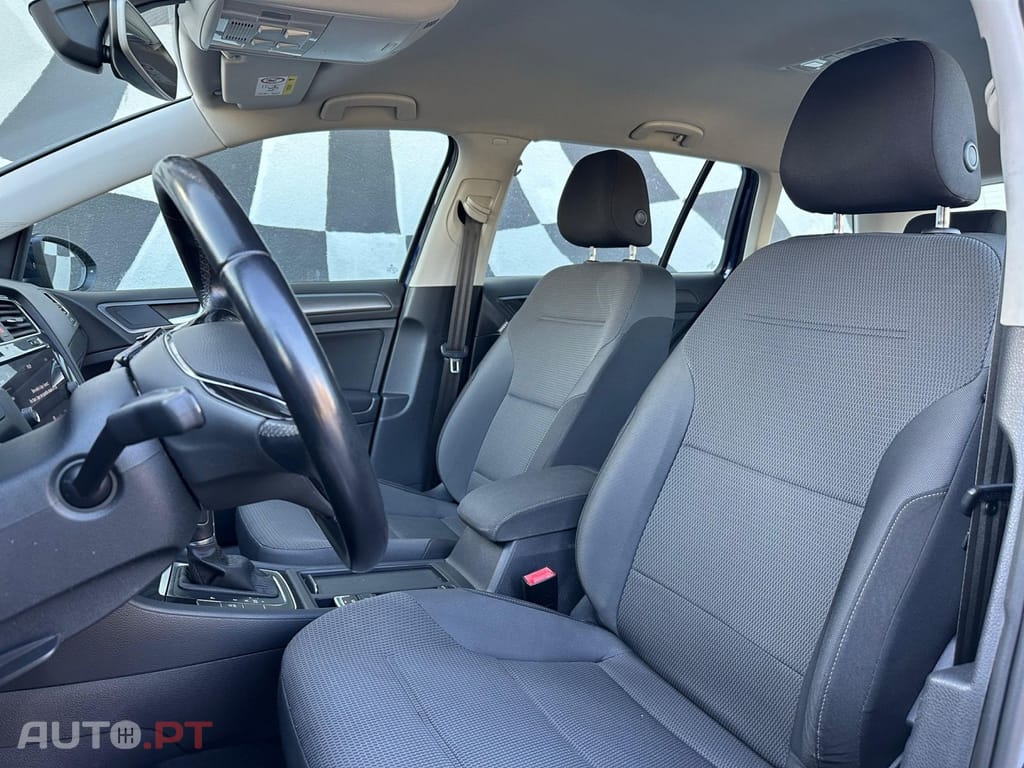 Volkswagen Golf Variant 1.6 TDi Confortline DSG