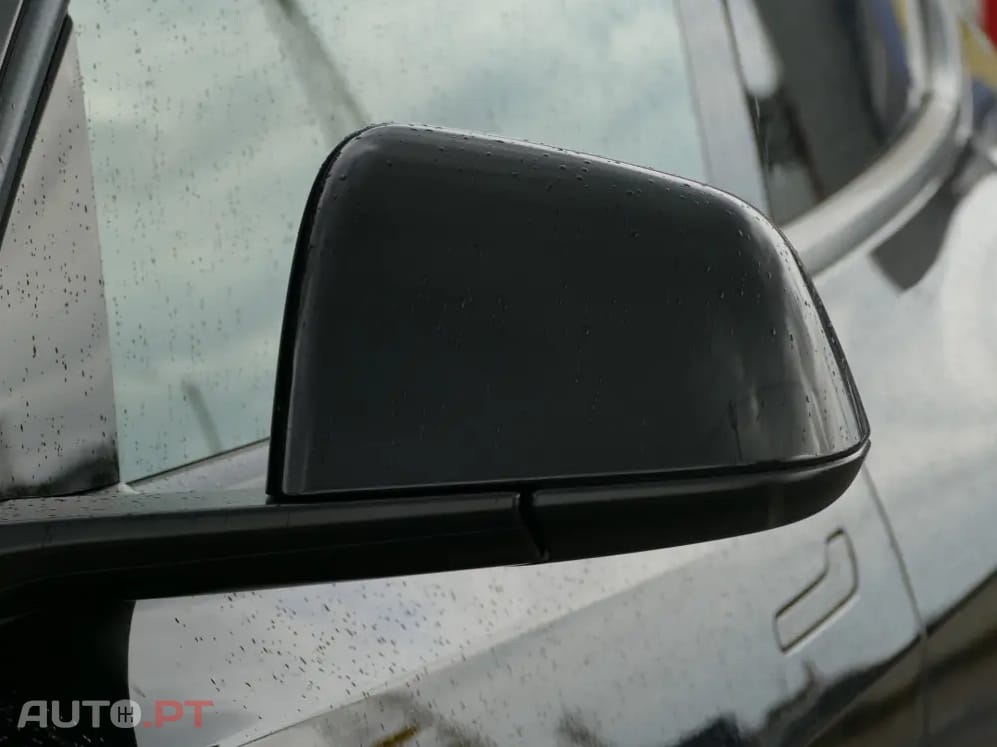 Tesla Model Y Long Range Tração Integral