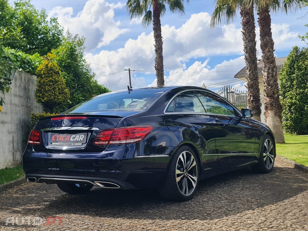 Mercedes-Benz E 220 CDi BlueEfficiency Auto