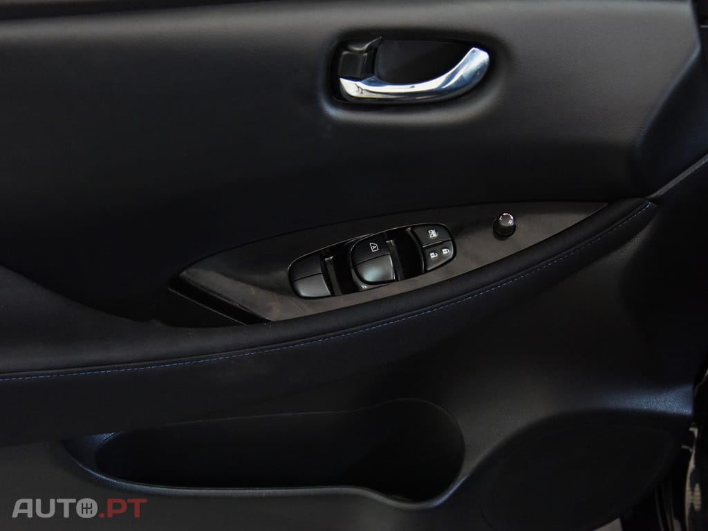 Nissan Leaf N-Connecta