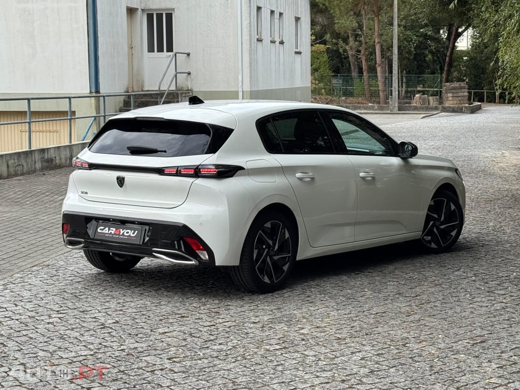 Peugeot 308 1.2 PureTech Allure EAT8