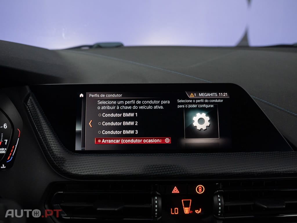 BMW 118 i Pack Desportivo M Auto