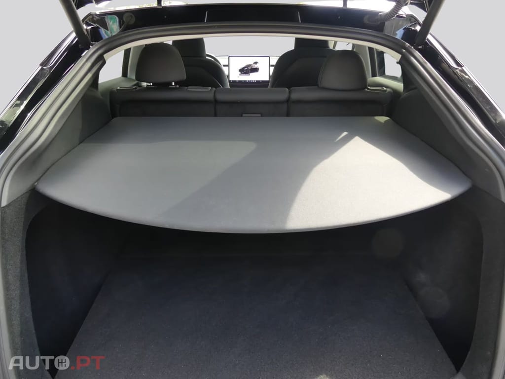 Tesla Model Y I.V.A DEDUTIVEL Performance Dual AWD