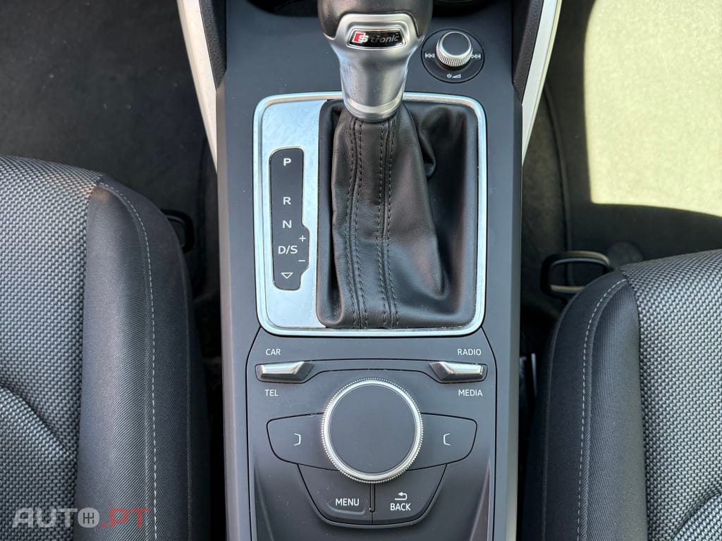 Audi Q2 30 TDI Sport S tronic