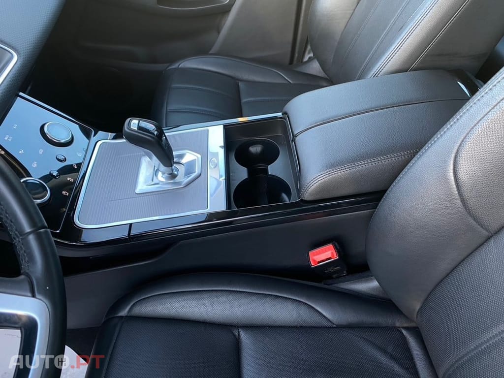 Land Rover Evoque 2.0 D150 AWD HSE Auto