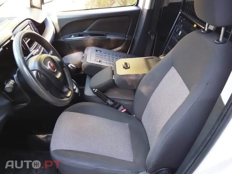 Fiat Doblo CARGO 1.3 M-JET EASY 3 Lugares 95cv C/IVA
