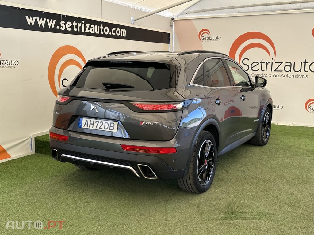 DS DS7 Crossback E-Tense Performance Line EAT8