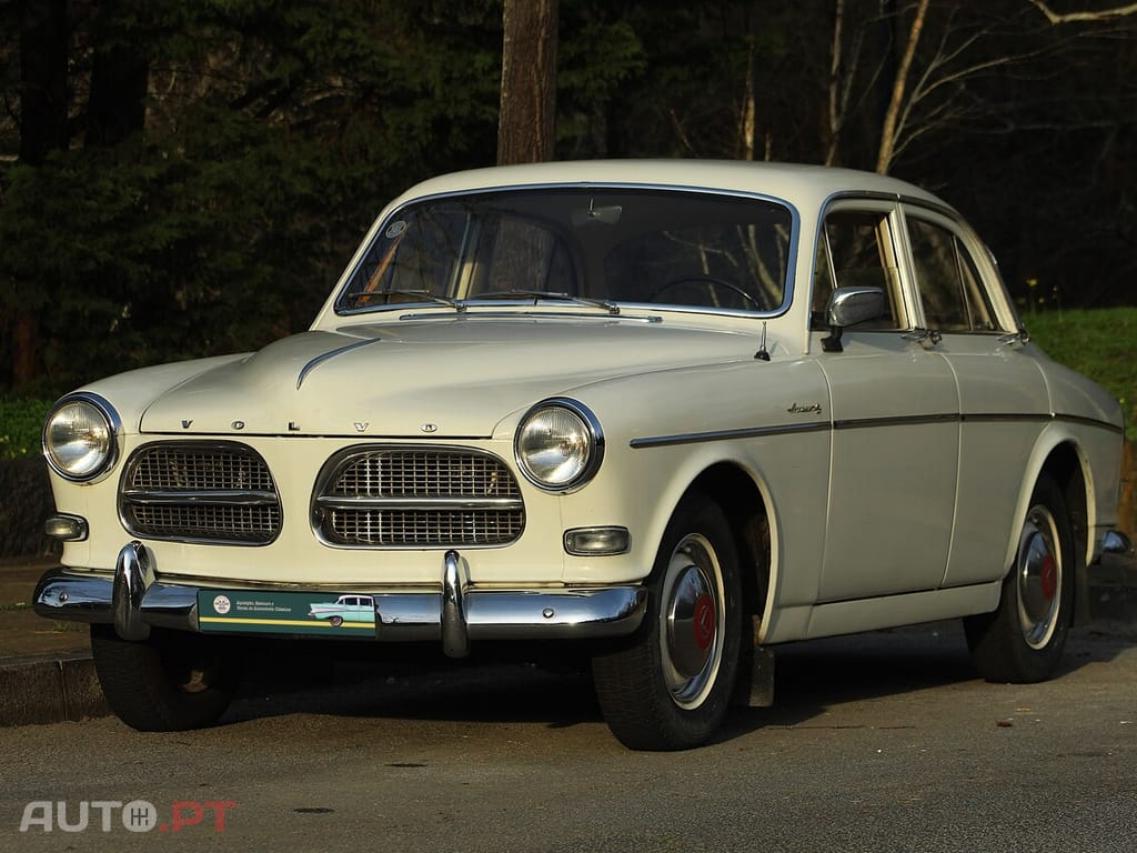 Volvo 122 S(Amazon)