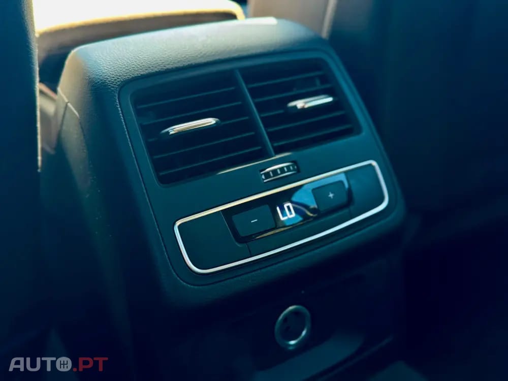 Audi A4 2.0 TDI multitronic Business Line