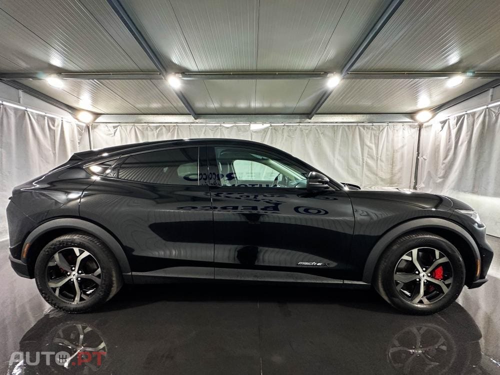 Ford Mustang Mach-E Extended Range