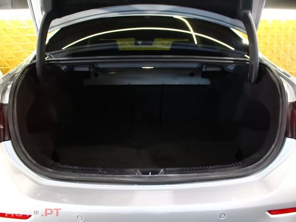 Mercedes-Benz A 250 e Style Plus