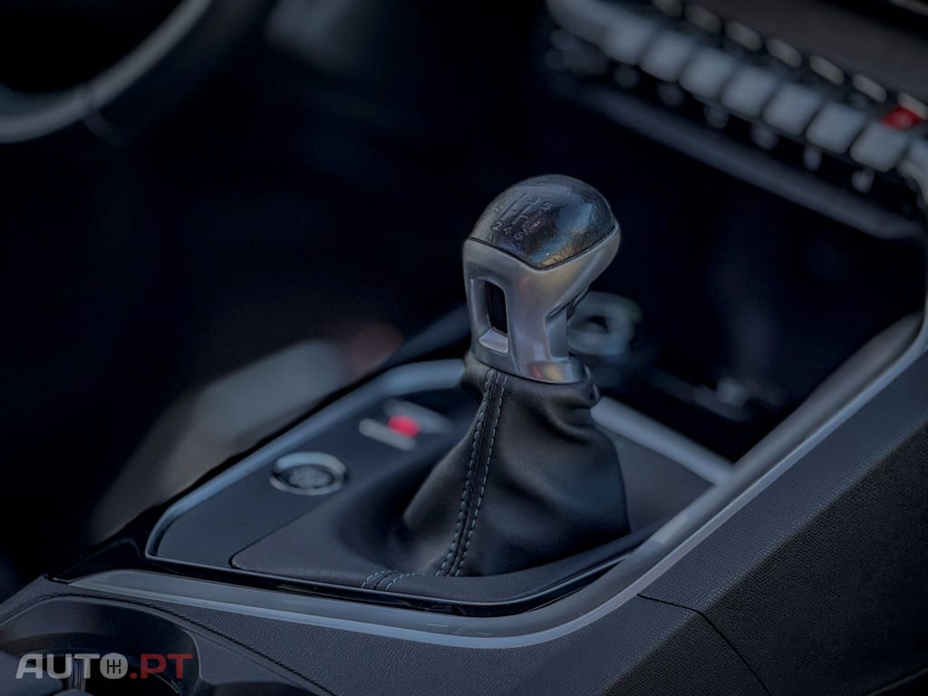 Peugeot 3008 1.2 PureTech Allure