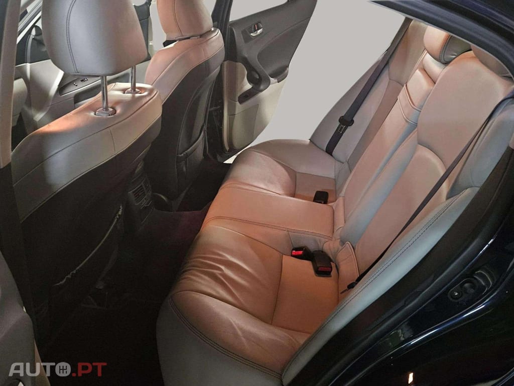 Lexus IS 220 d Executive 5G