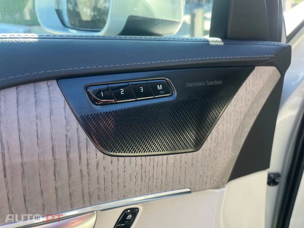 Volvo XC90 2.0 T8 PHEV Inscription Expression AWD