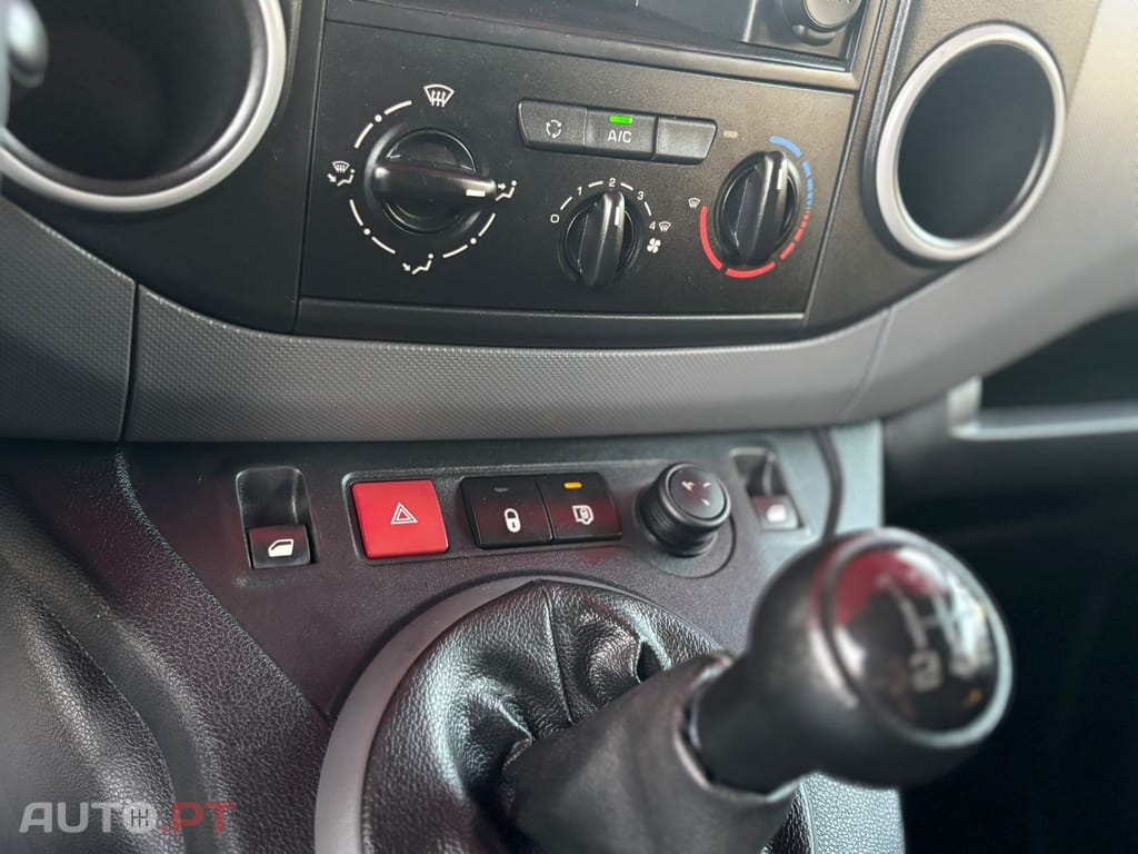 Peugeot Partner 1.6 BlueHDi L2 Premium 3L