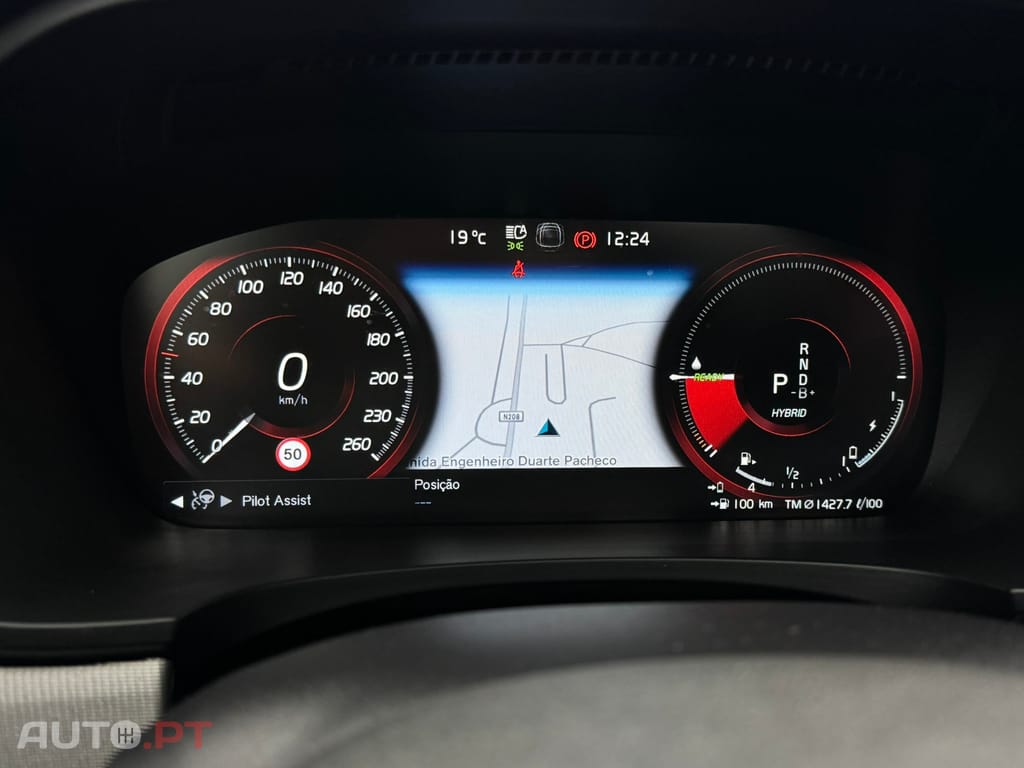 Volvo V90 2.0 T8 PHEV R-Design AWD