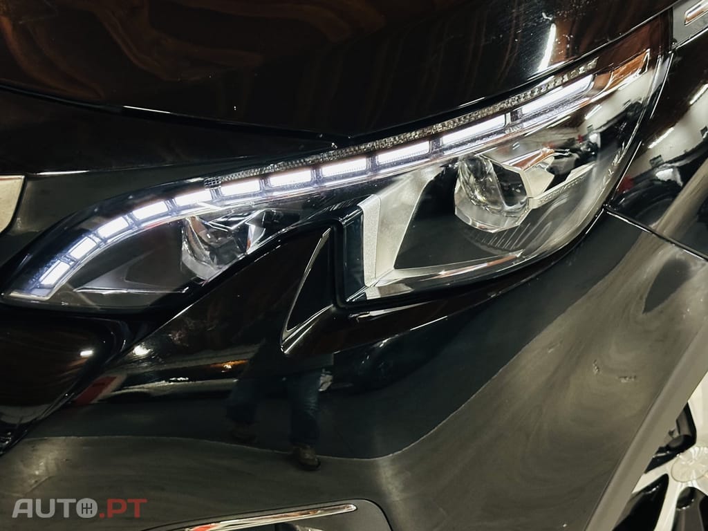 Peugeot 3008 1.2 PureTech Allure EAT8