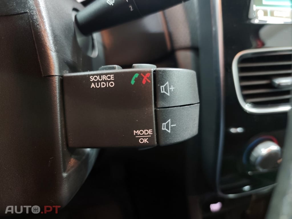 Renault Clio 0.9 TCe Limited Bi-Fuel