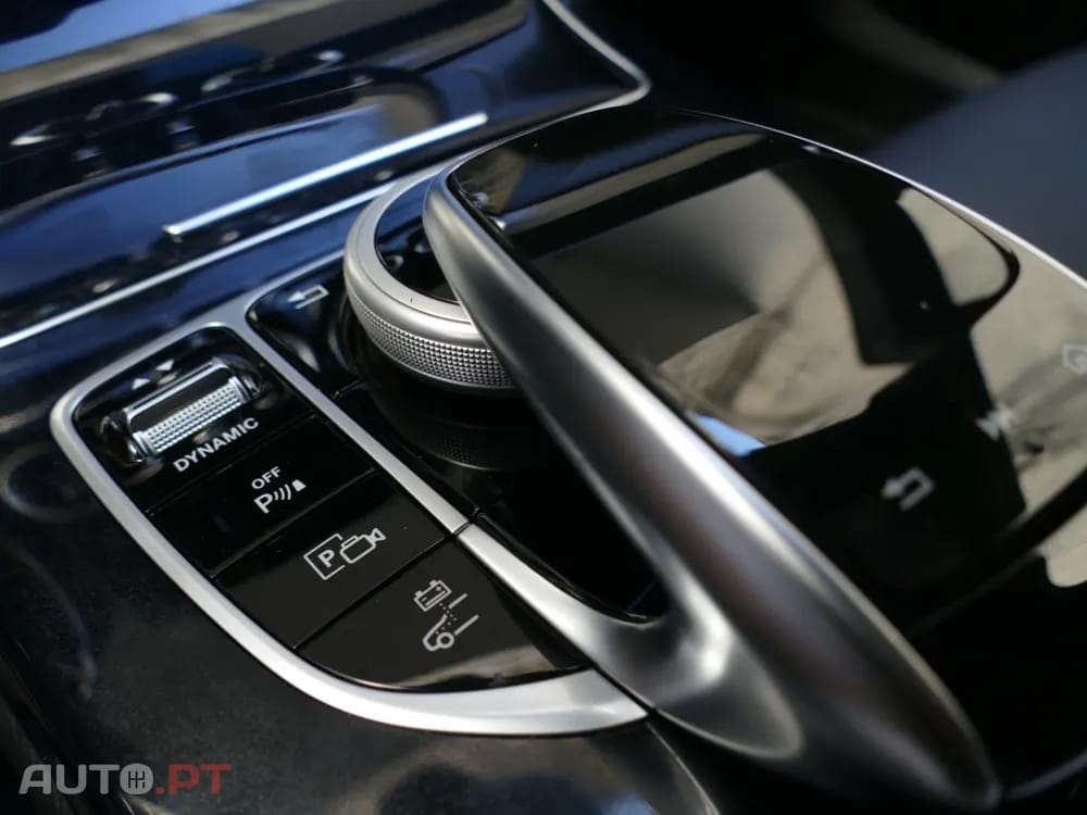 Mercedes-Benz C 300 de AMG Line