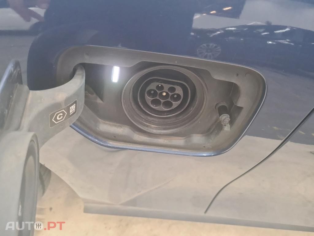 BMW 330 e Corporate Edition Auto