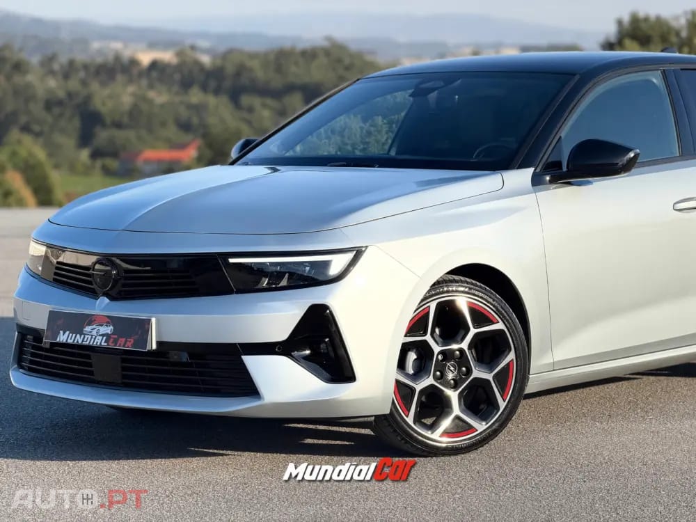 Opel Astra 1.2 T GS Line