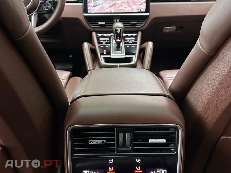 Porsche Cayenne 3.0 V6