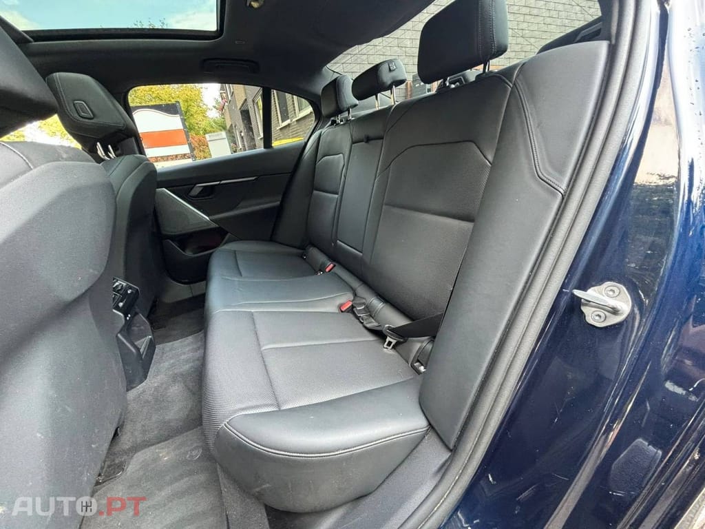 BMW i5 eDrive40 — fotografia 26