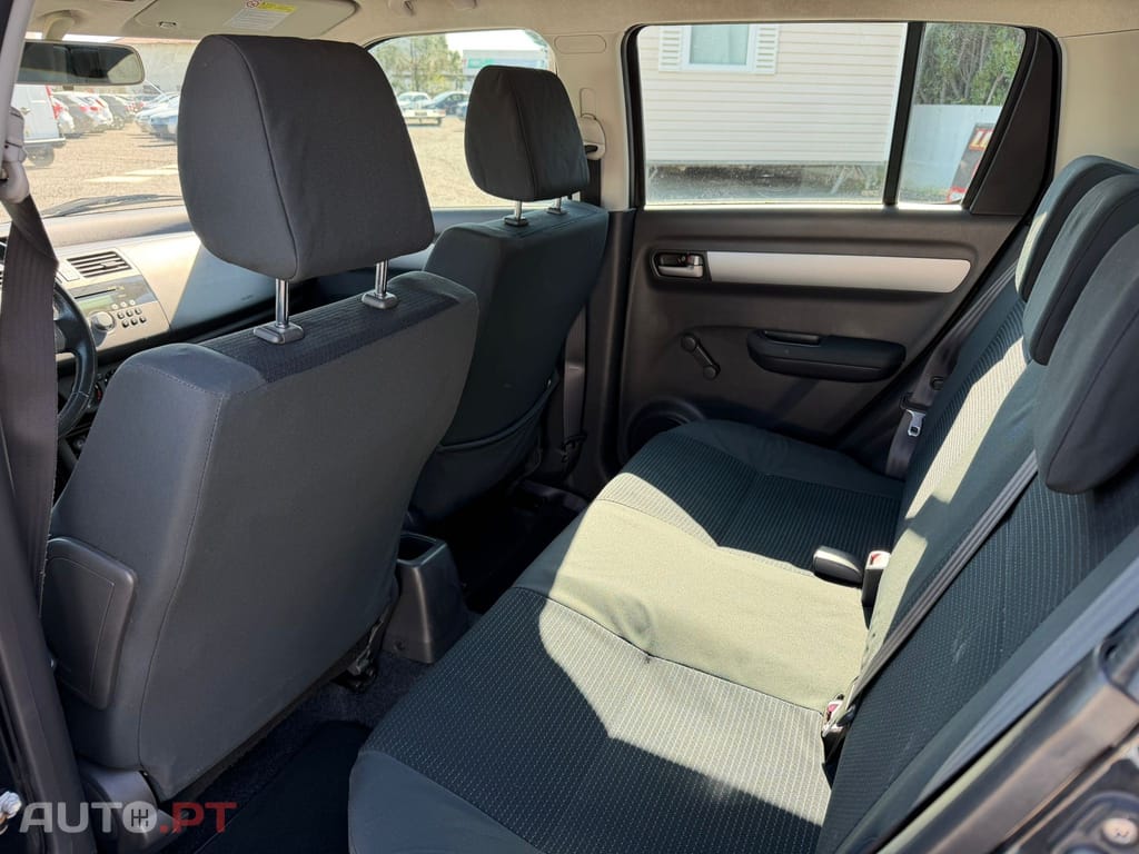 Suzuki Swift 1.3 DDiS GL