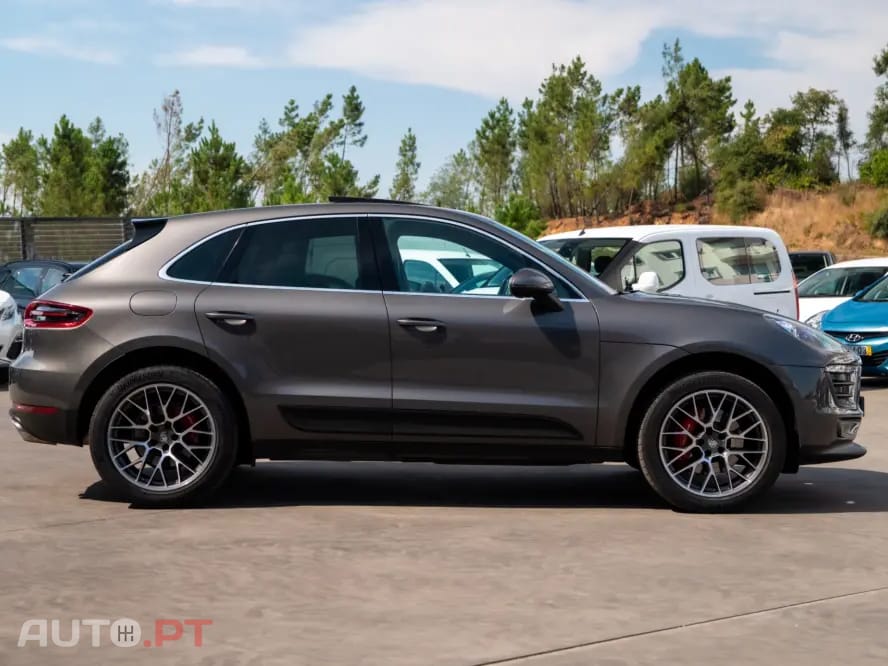 Porsche Macan S