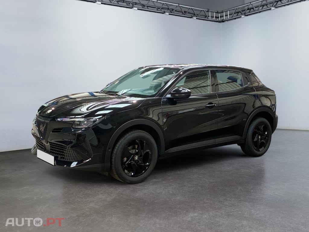Alfa Romeo Junior 1.2 Ibrida eDCT6