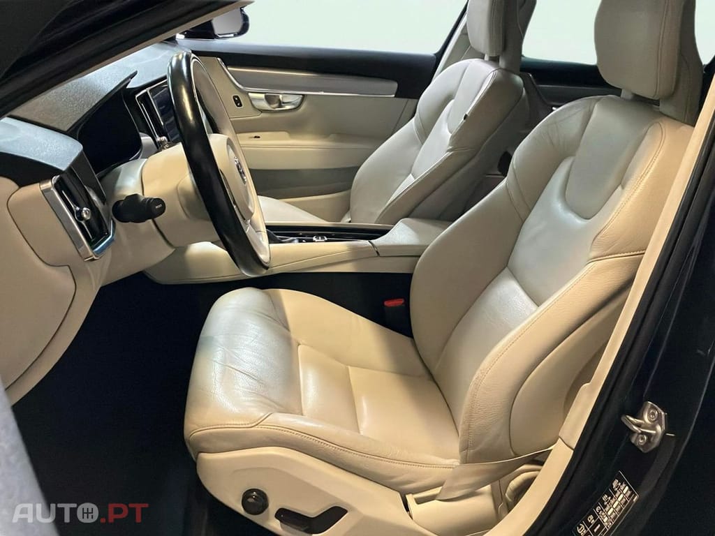 Volvo V90 2.0 D4 Momentum Plus Geartronic