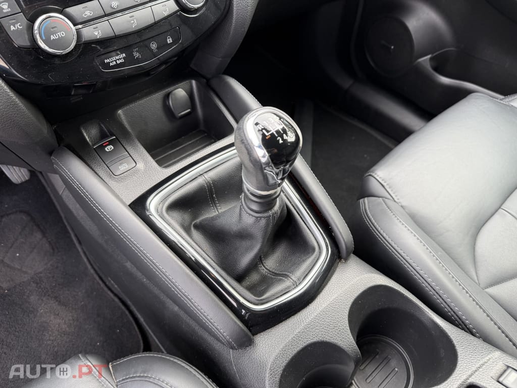 Nissan Qashqai 1.5 dCi N-Connecta