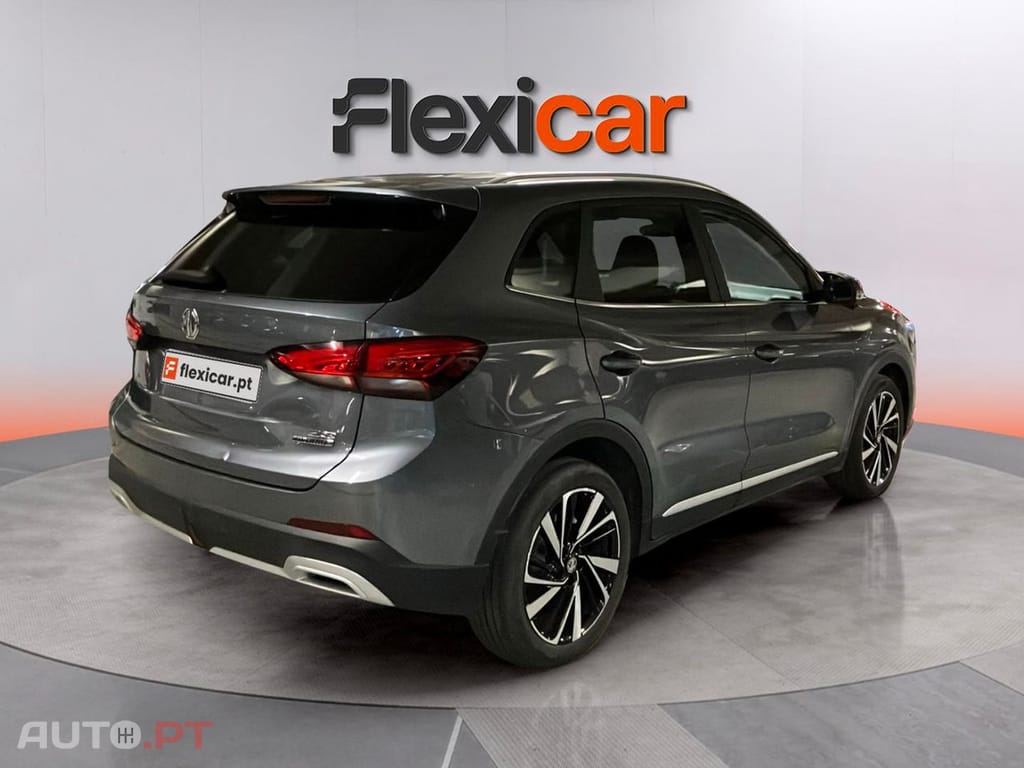 MG ZS 1.5 Hybrid+ Luxury