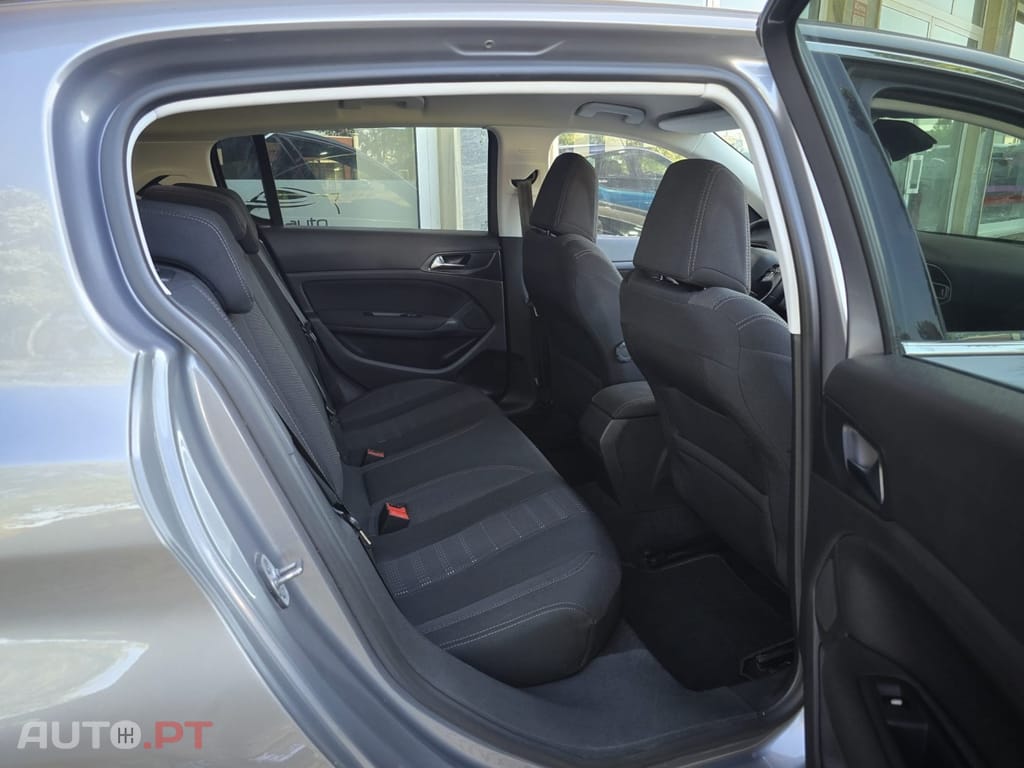 Peugeot 308 1.2 PureTech Style