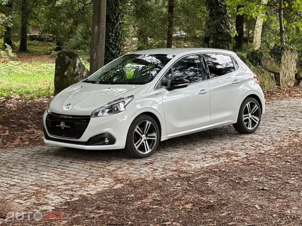 Peugeot 208 1.2 PureTech GT Line