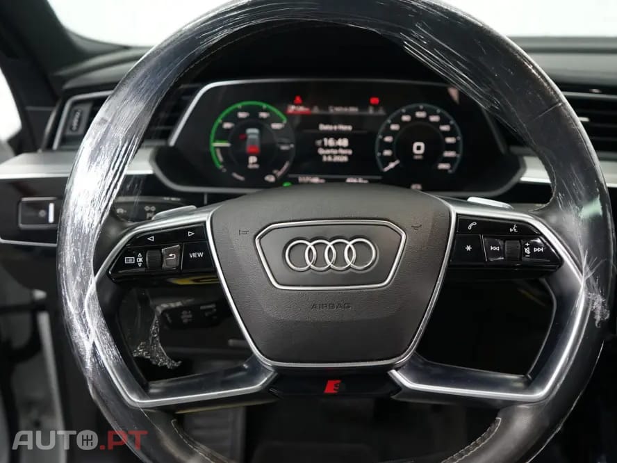 Audi E-Tron 50 quattro S line