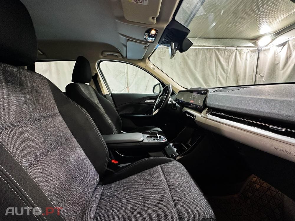 BMW iX1 xDrive30