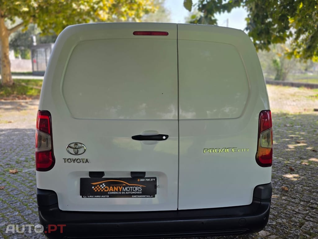 Toyota Proace City 1.5D L1 Exclusive