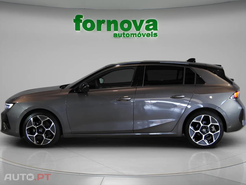 Opel Astra 1.2 T GS Aut.