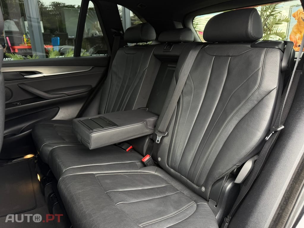 BMW X5 25 d sDrive Comfort 7L