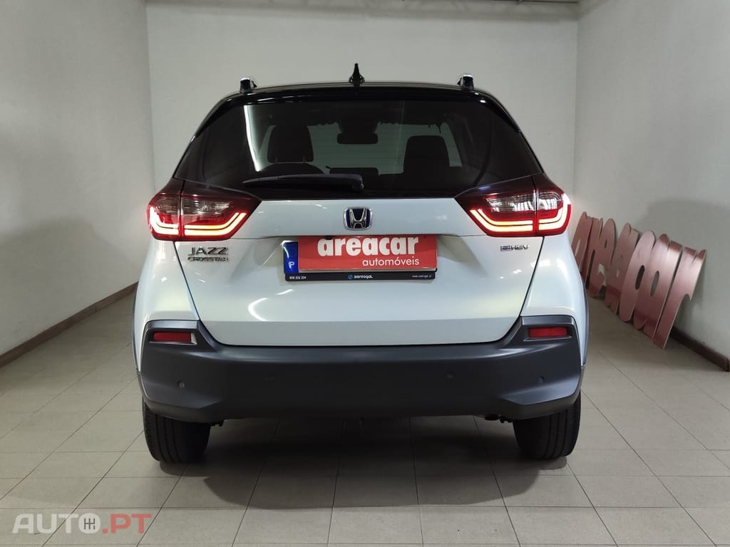 Honda Jazz 1.5i-MMD Crosstar Executive