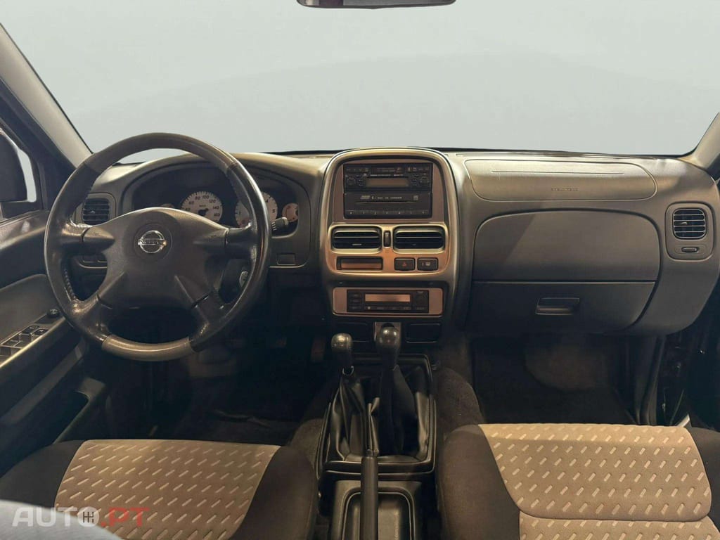 Nissan Navara 2.5 Di