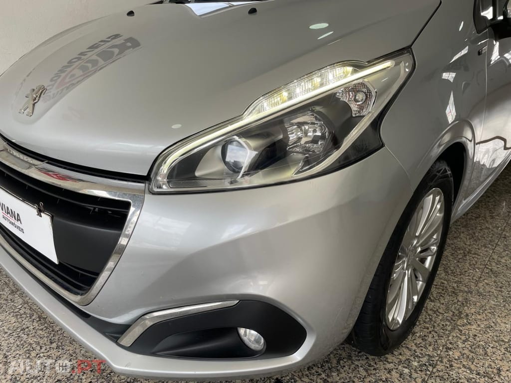 Peugeot 208 1.6 BlueHDi Style