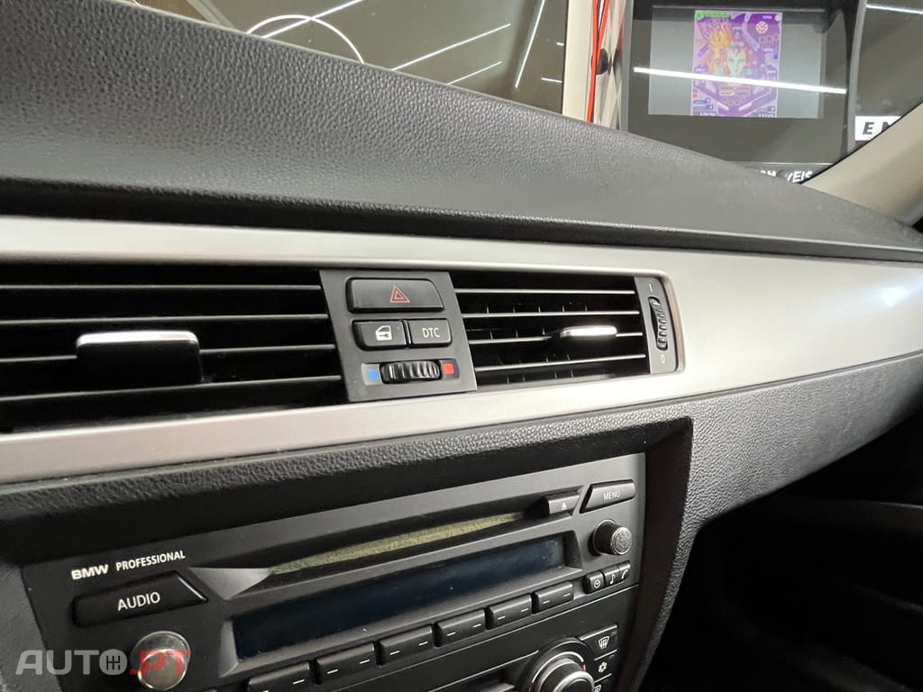 BMW 320 320 d EfficientDynamics