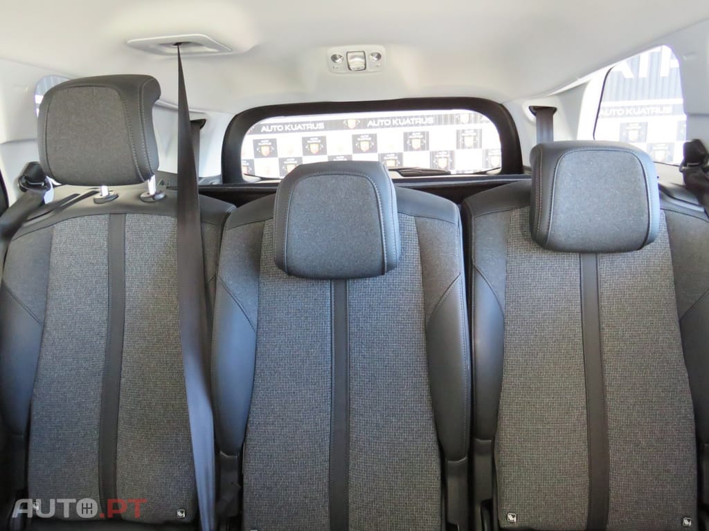 Peugeot 5008 1.5 BlueHDi Allure