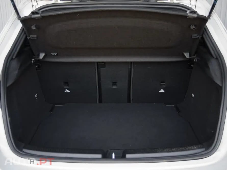 Mercedes-Benz A 180 d AMG Line